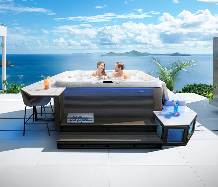 Calspas hot tub being used in a family setting - Fort Myers